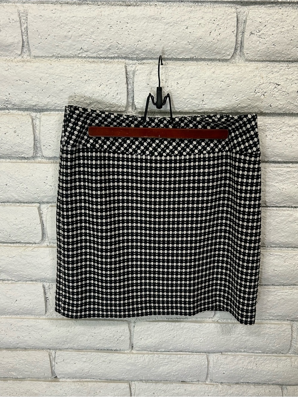 Ann Taylor LOFT Black White Textured Mini Skirt Women's Size 6‎ Career Office